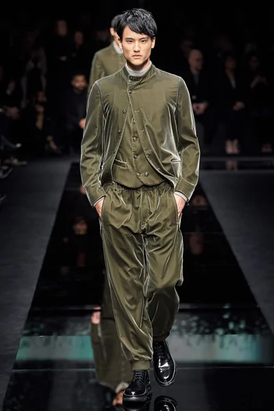 Look 36